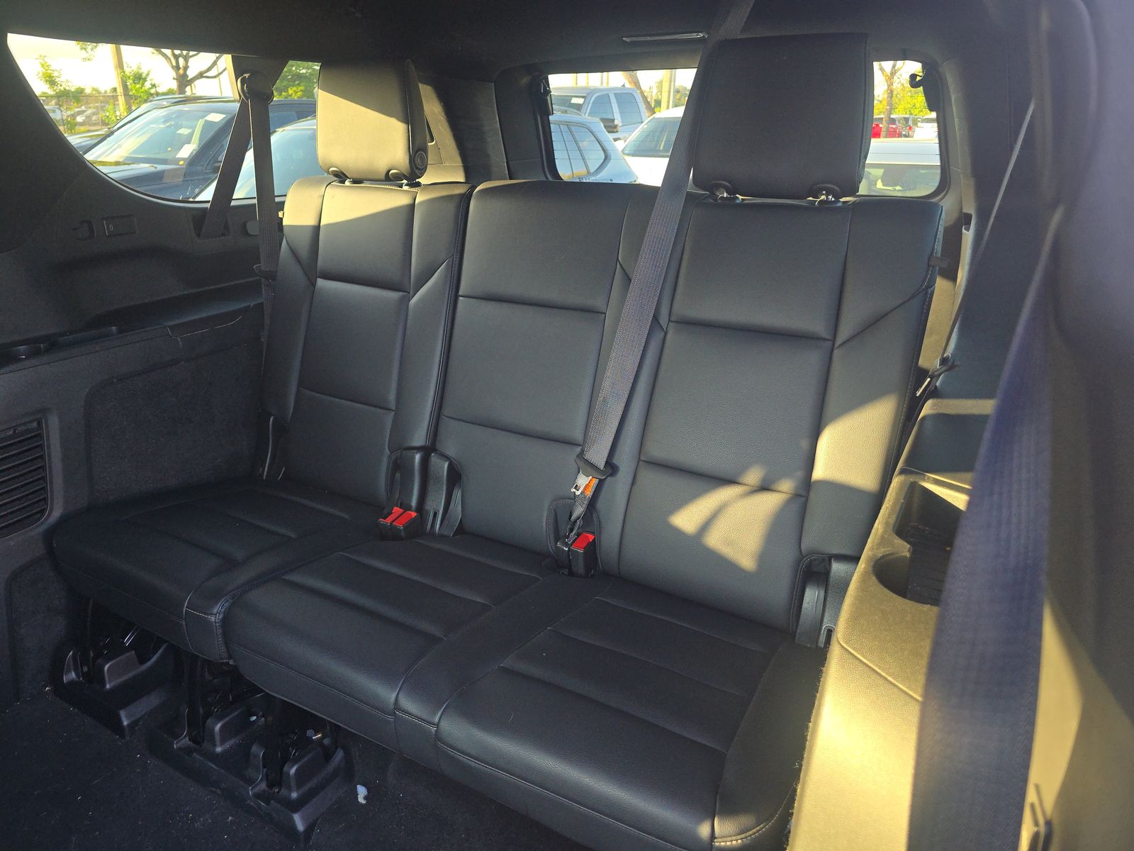 2022 Cadillac Escalade ESV Luxury AWD