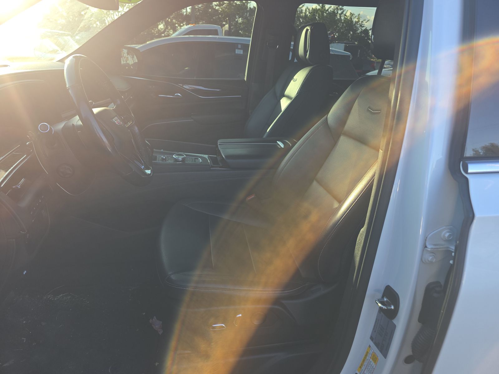 2022 Cadillac Escalade ESV Luxury AWD