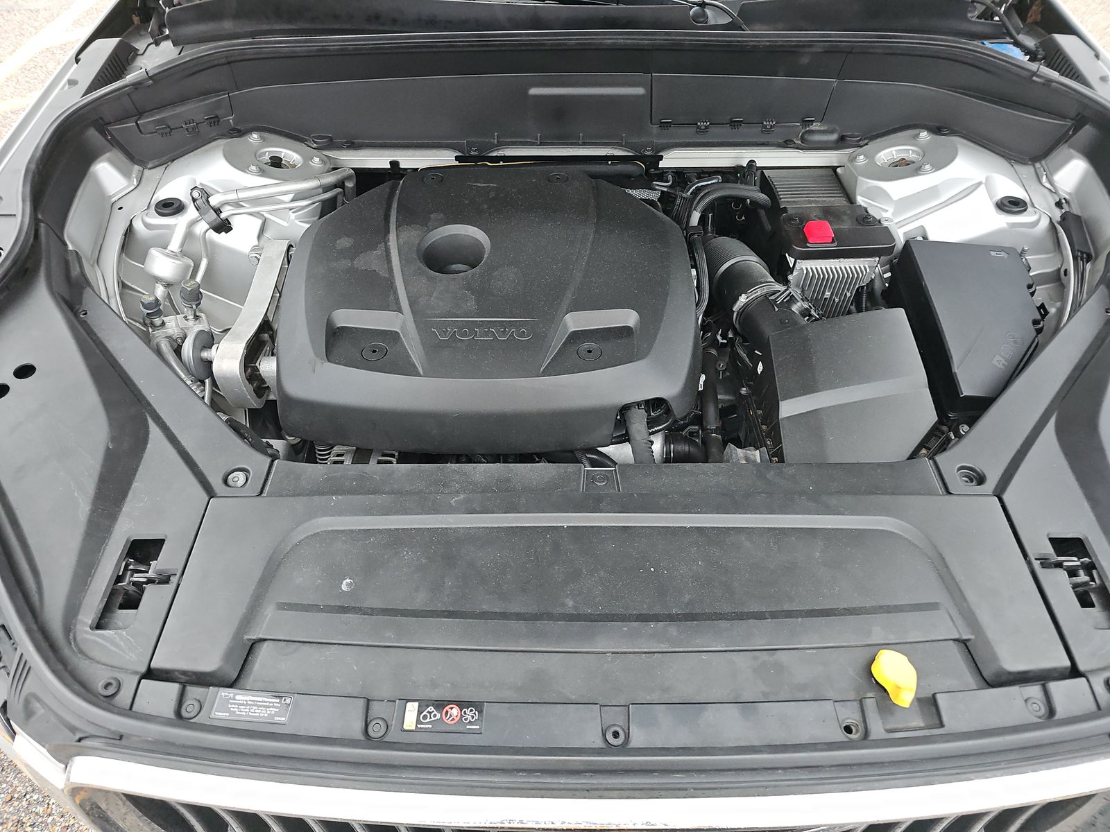 2020 Volvo XC90 T5 Momentum FWD