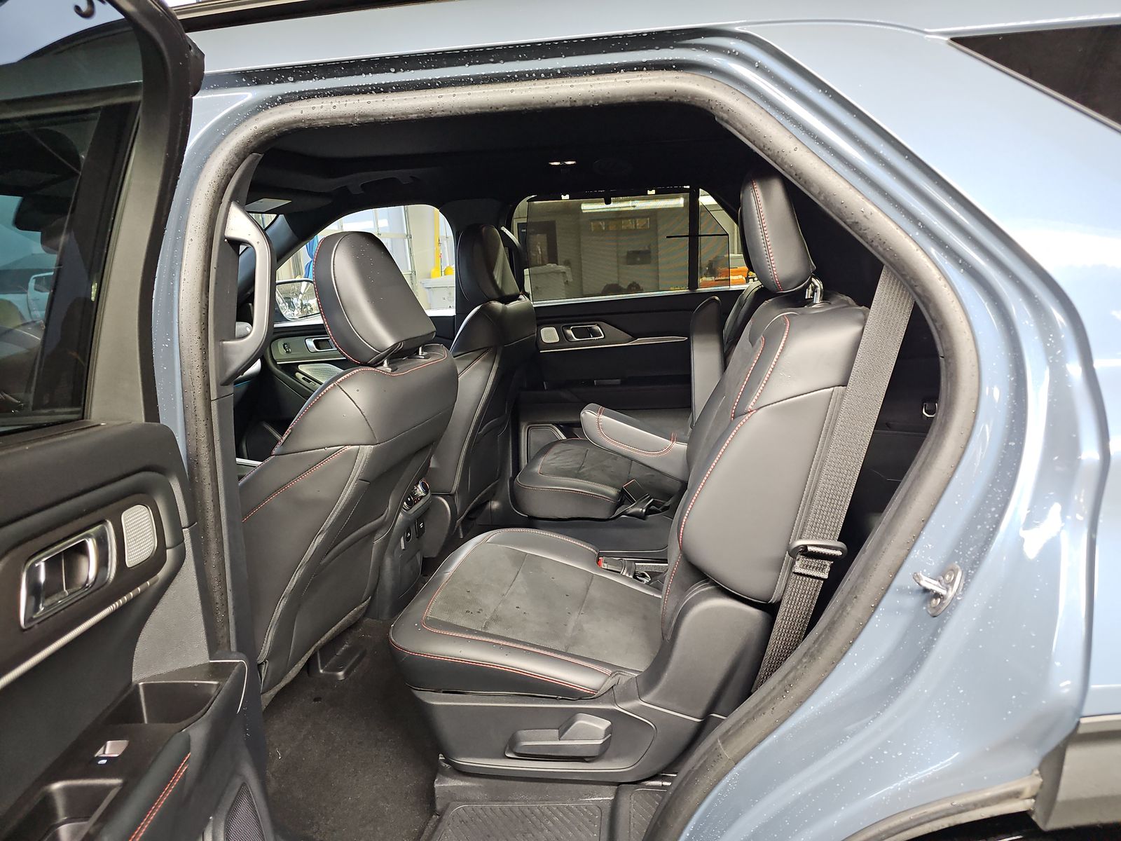 2025 Ford Explorer ST AWD