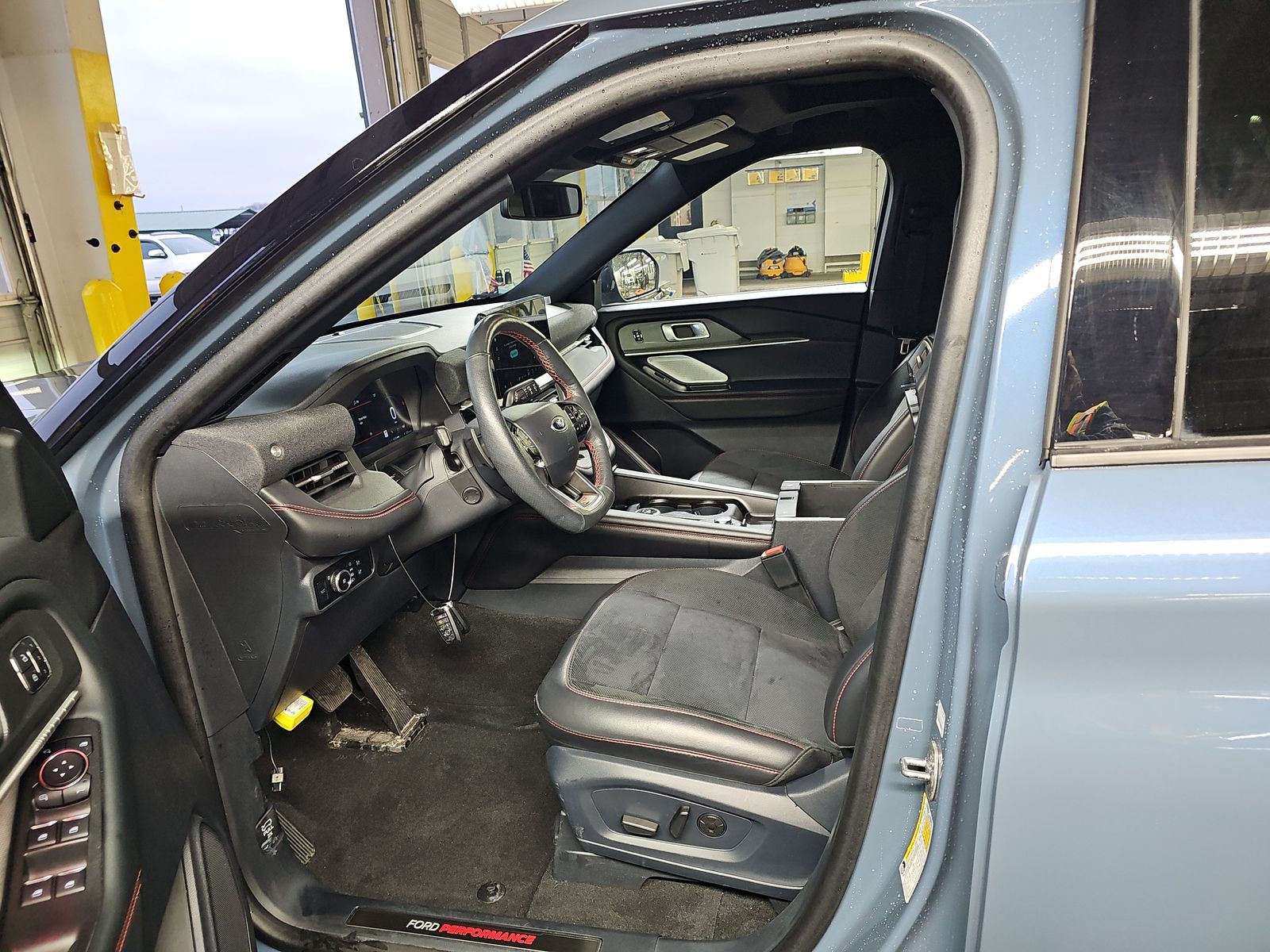 2025 Ford Explorer ST AWD