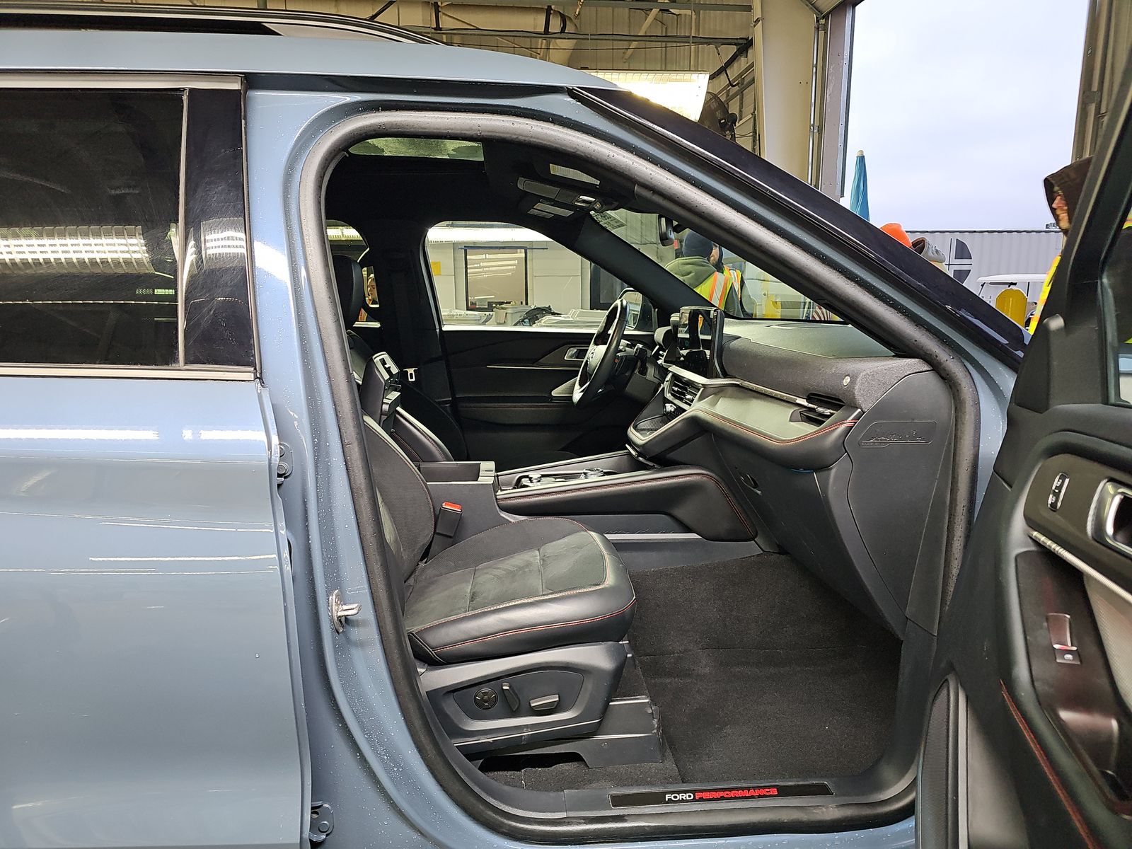 2025 Ford Explorer ST AWD