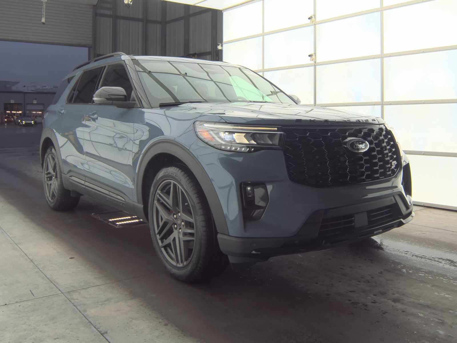 2025 Ford Explorer ST AWD