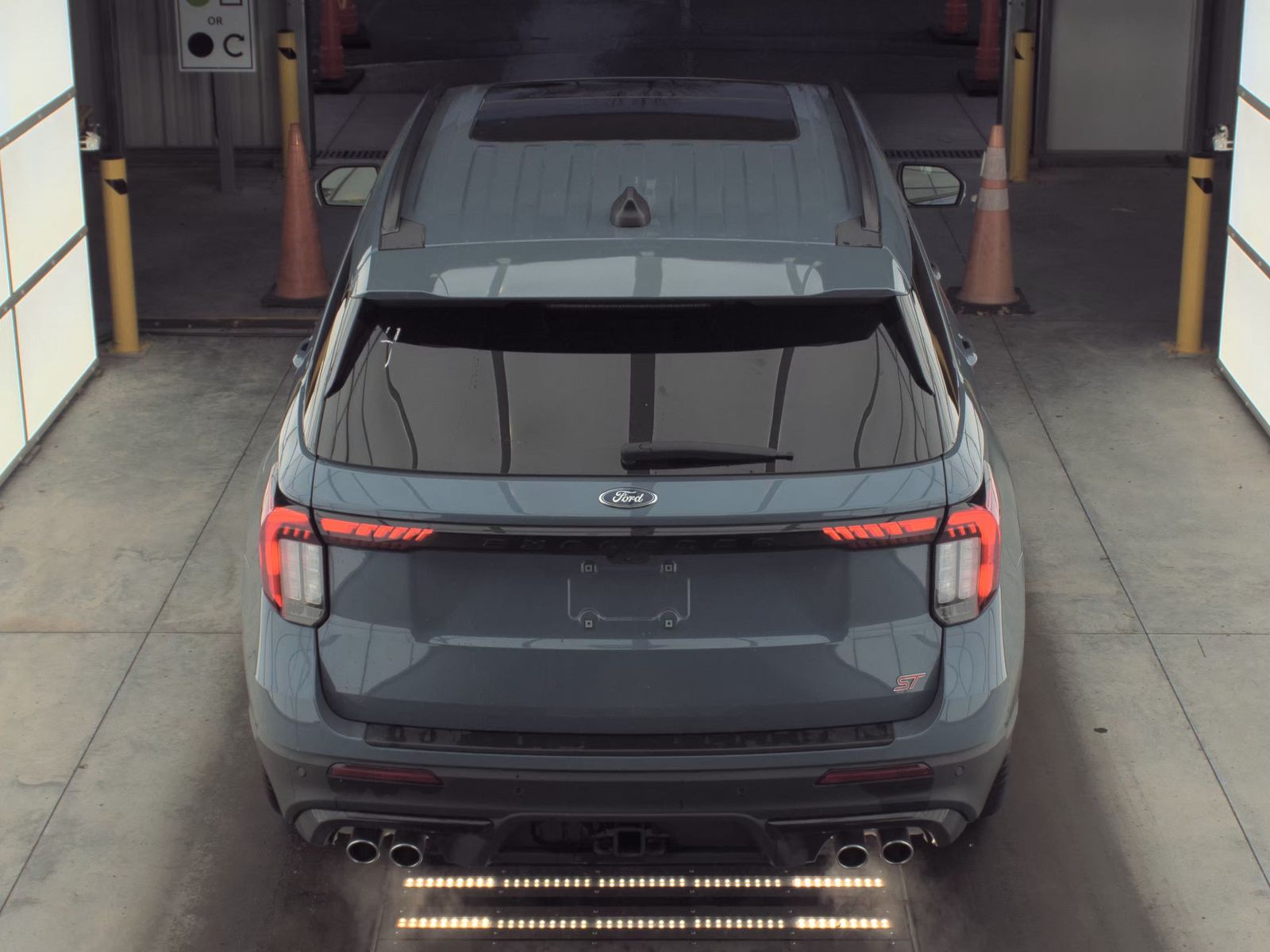 2025 Ford Explorer ST AWD