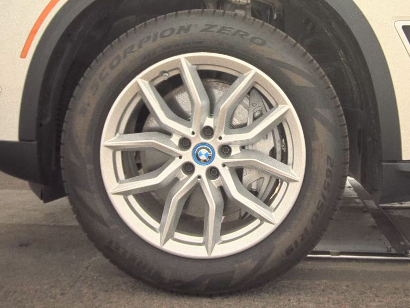 2023 BMW X5 xDrive45e AWD