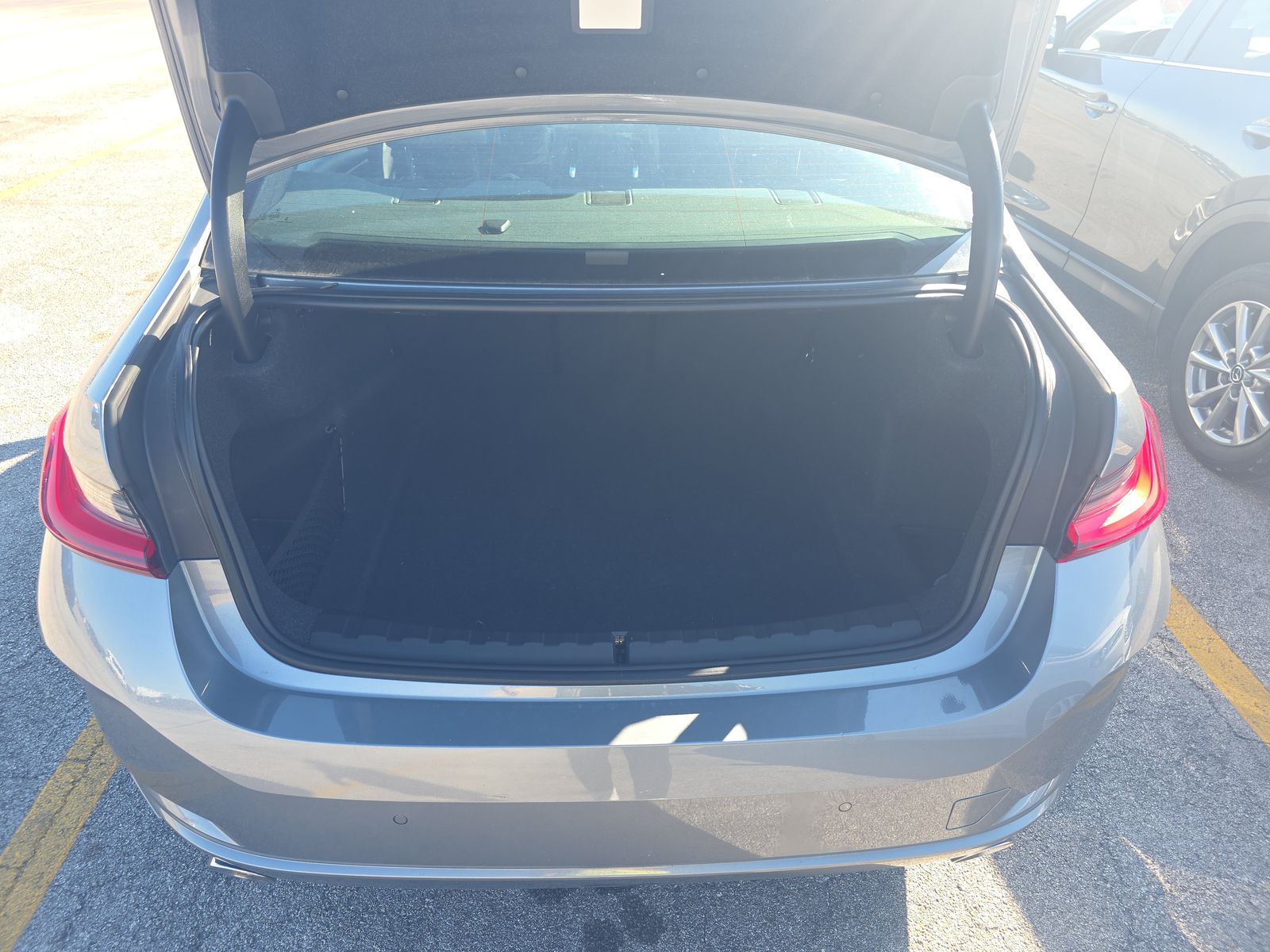 2024 BMW 3 Series 330i xDrive AWD