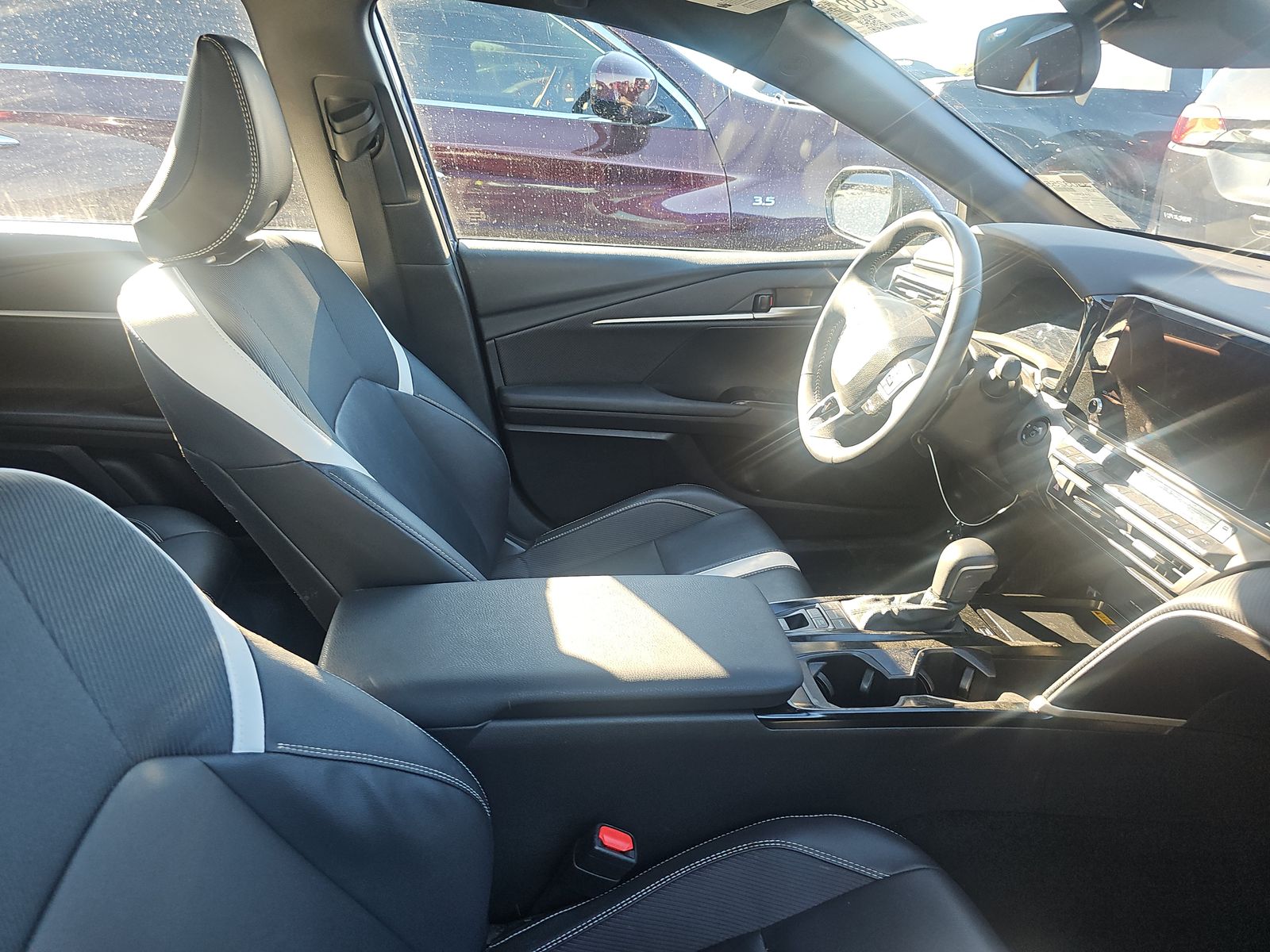 2025 Toyota Camry SE FWD