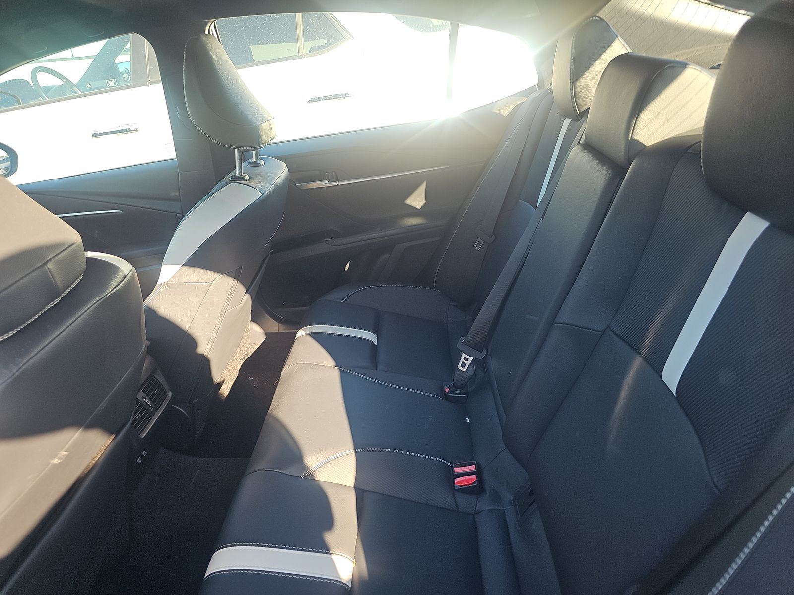 2025 Toyota Camry SE FWD