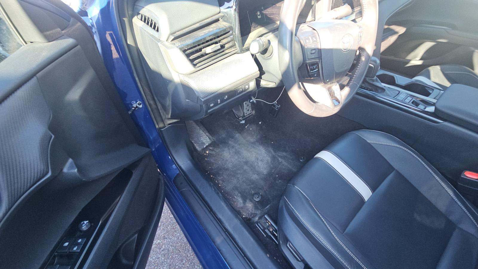 2025 Toyota Camry SE FWD