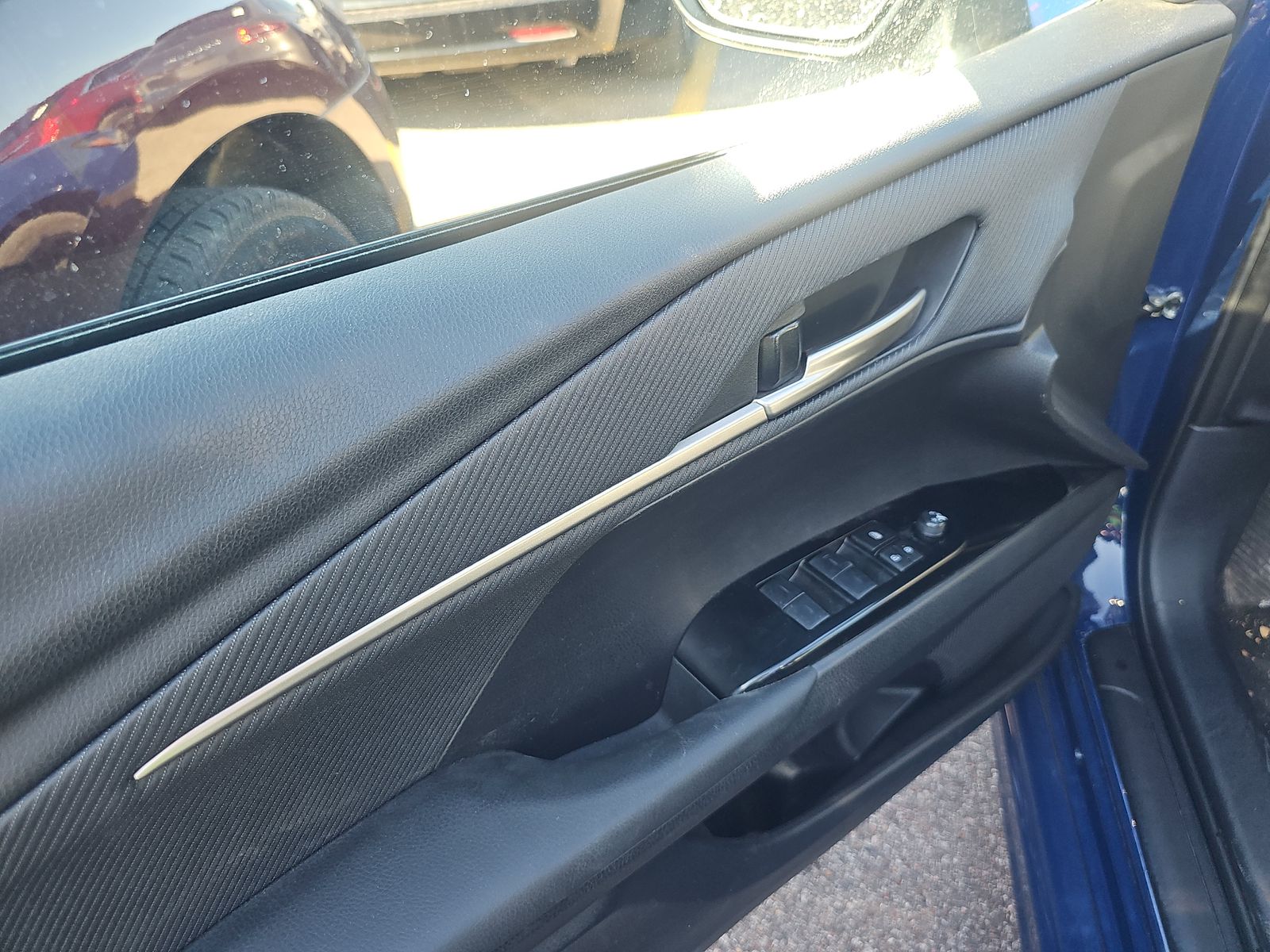 2025 Toyota Camry SE FWD