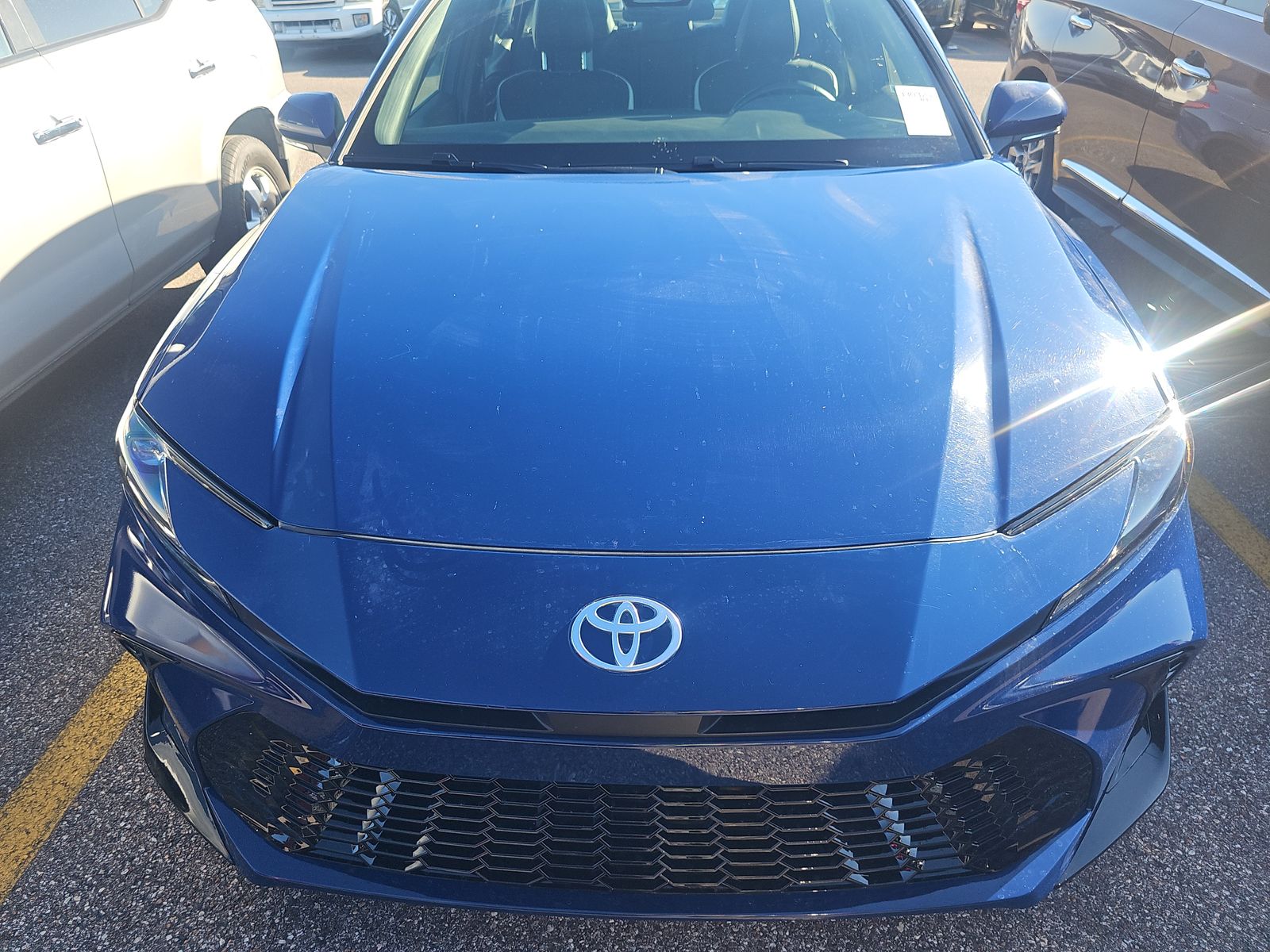 2025 Toyota Camry SE FWD