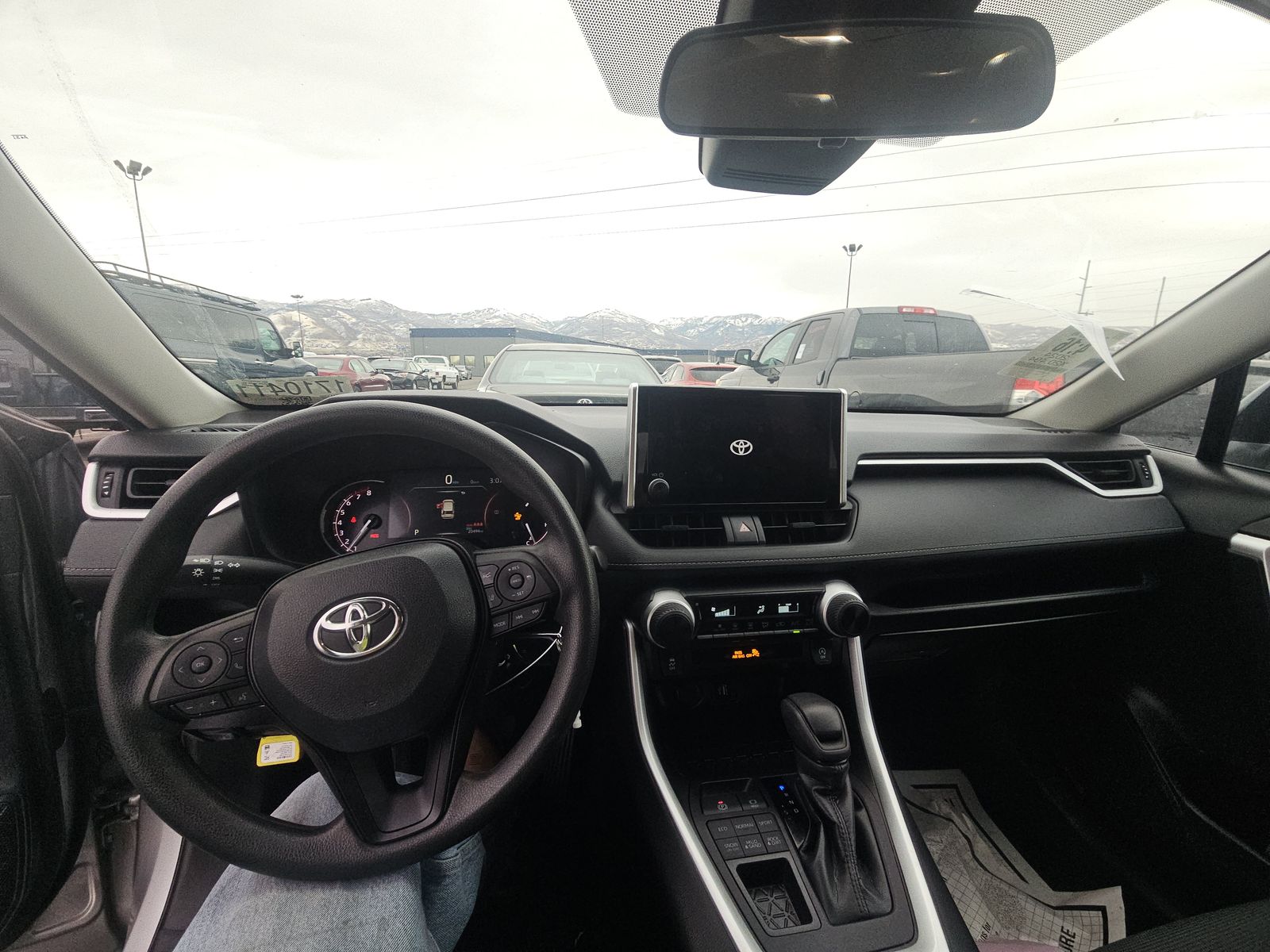 2024 Toyota RAV4 LE AWD