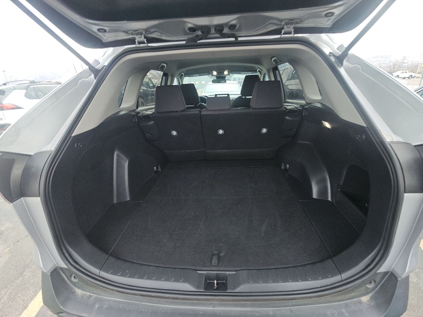 2024 Toyota RAV4 LE AWD