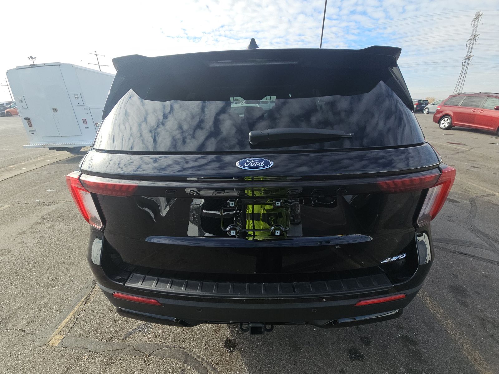 2025 Ford Explorer ST-Line AWD