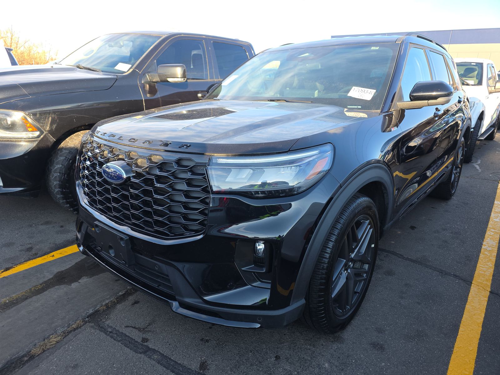 2025 Ford Explorer ST-Line AWD