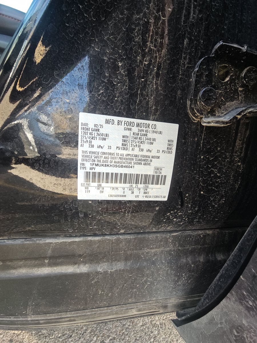 2025 Ford Explorer ST-Line AWD