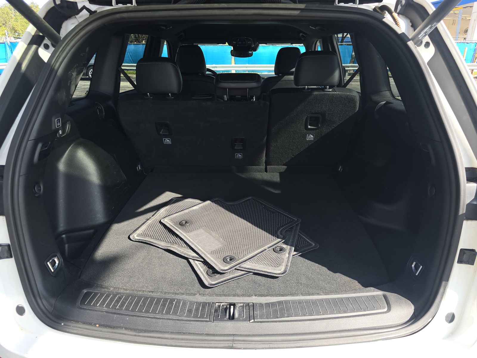 2023 Jeep Grand Cherokee Altitude RWD