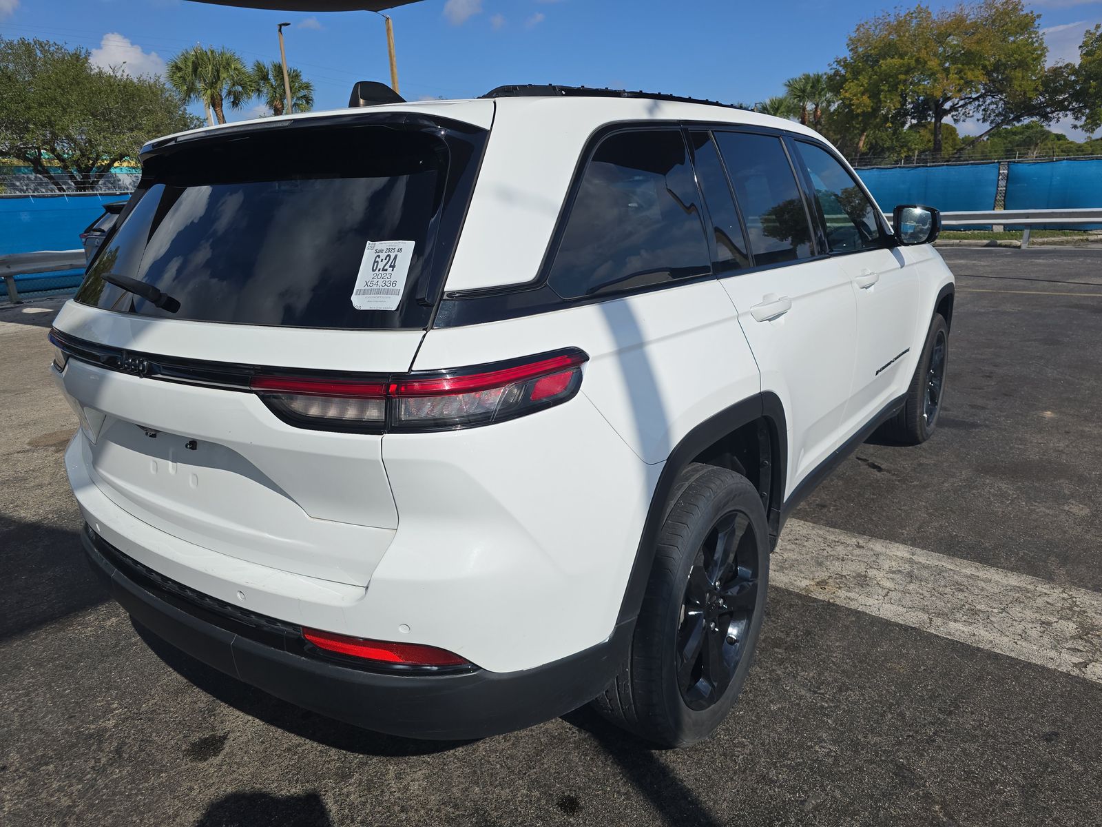 2023 Jeep Grand Cherokee Altitude RWD