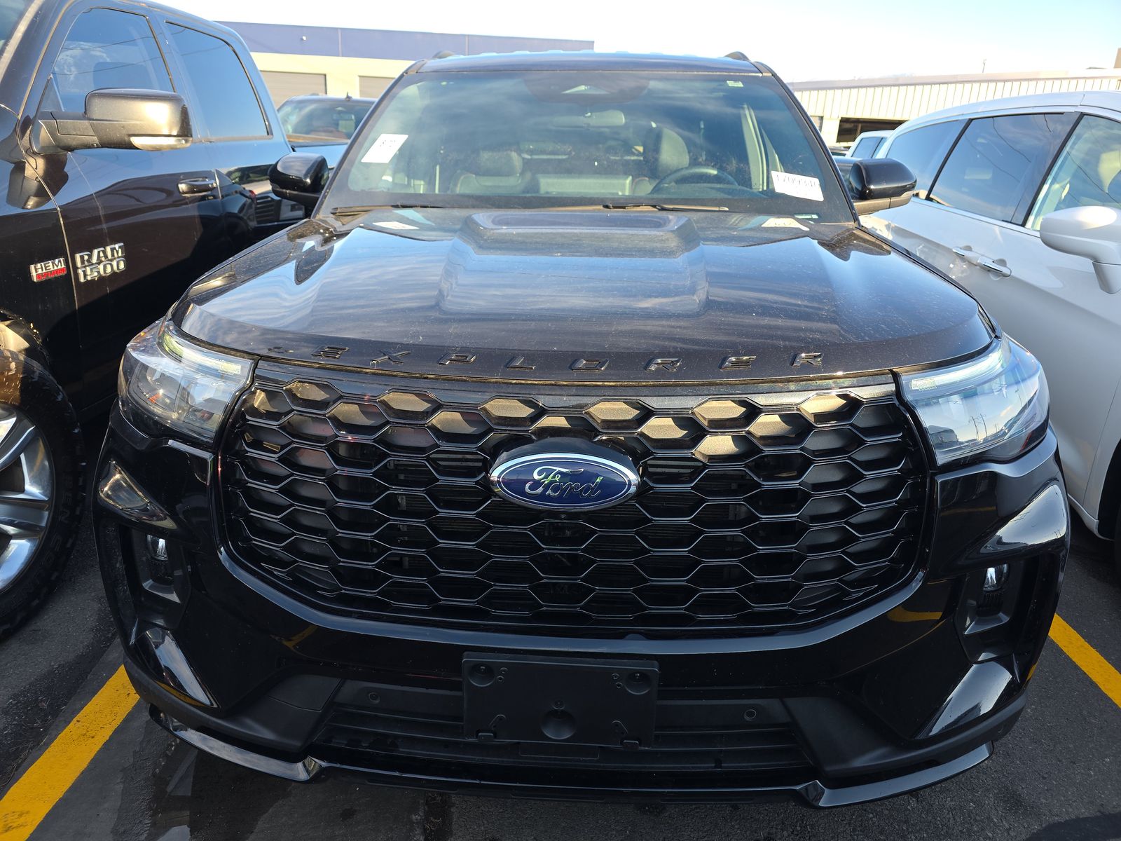 2025 Ford Explorer ST-Line AWD