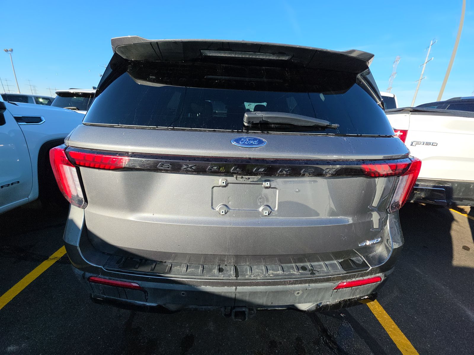 2025 Ford Explorer ST-Line AWD