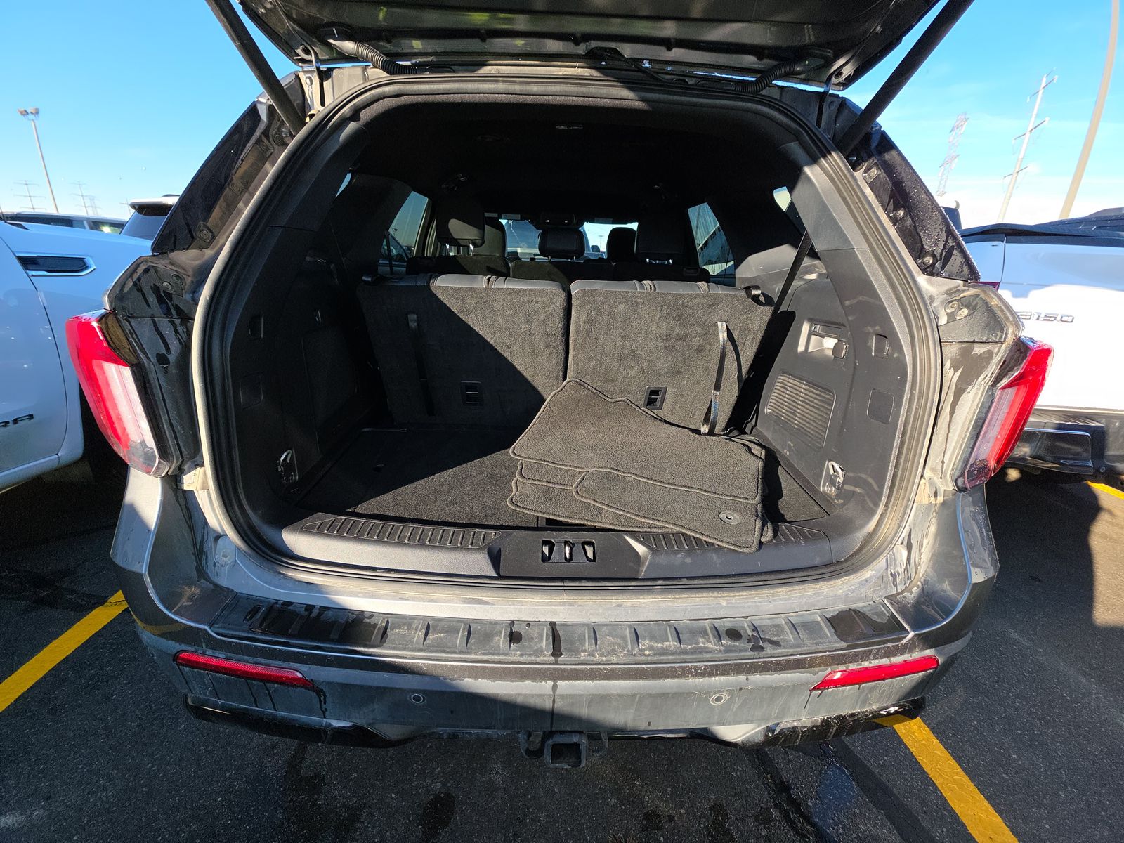 2025 Ford Explorer ST-Line AWD