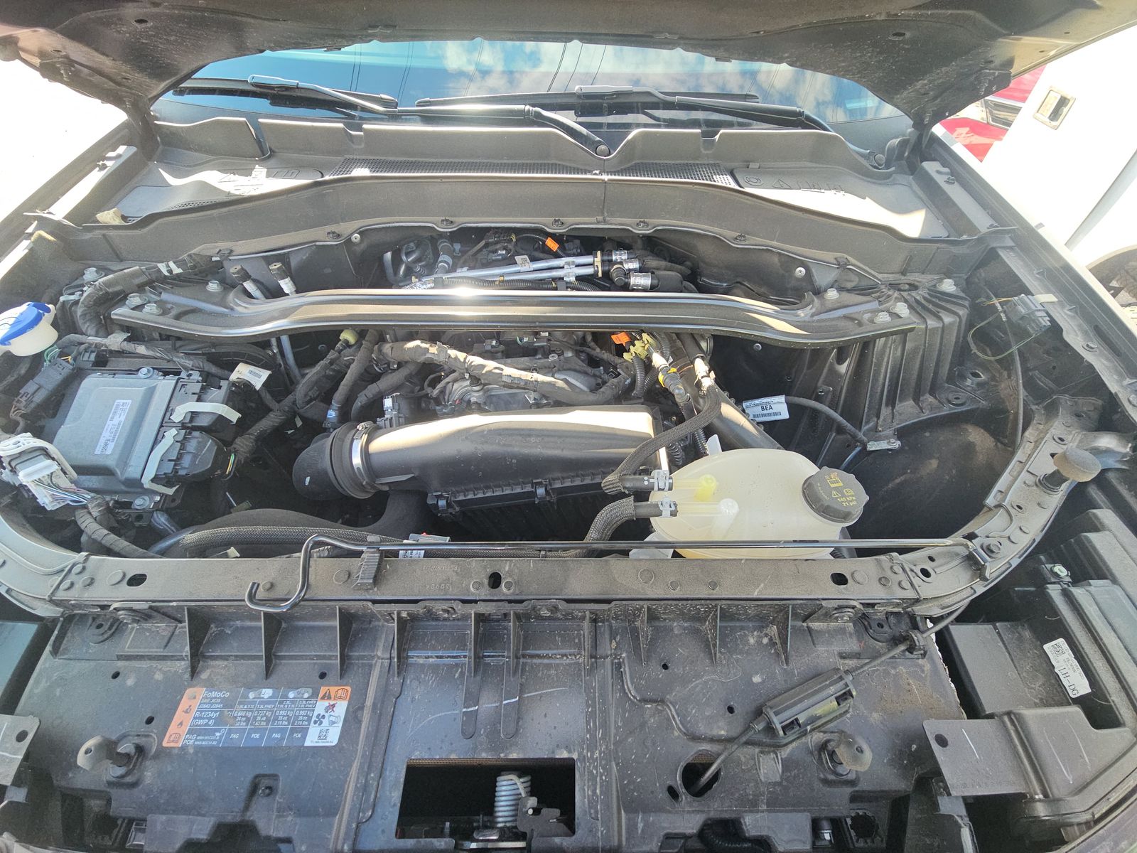 2025 Ford Explorer ST-Line AWD