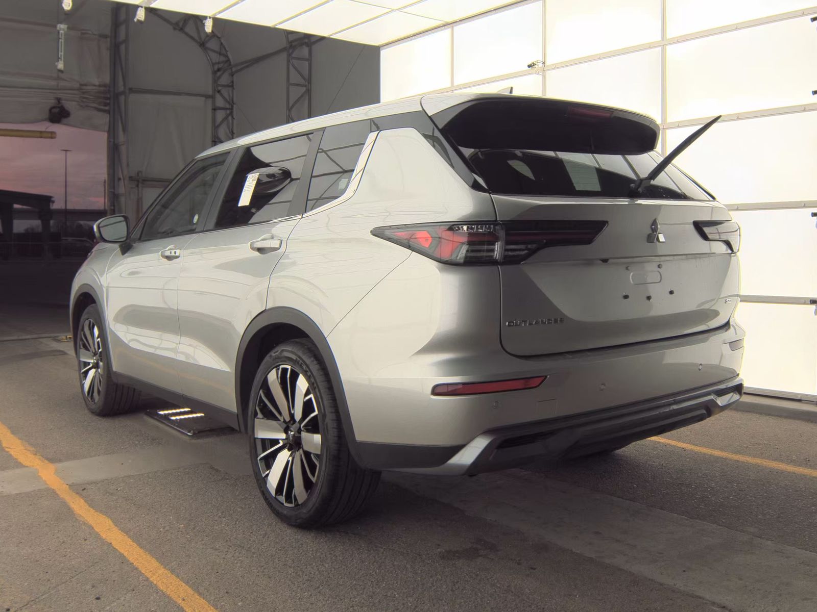 2025 Mitsubishi Outlander SE AWD