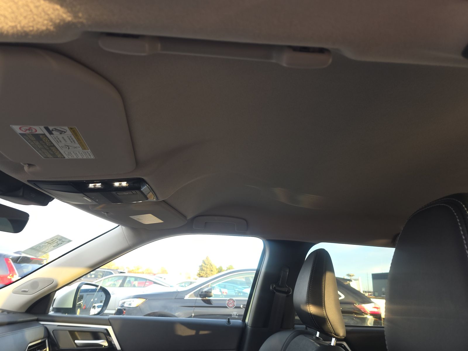 2025 Mitsubishi Outlander SE AWD