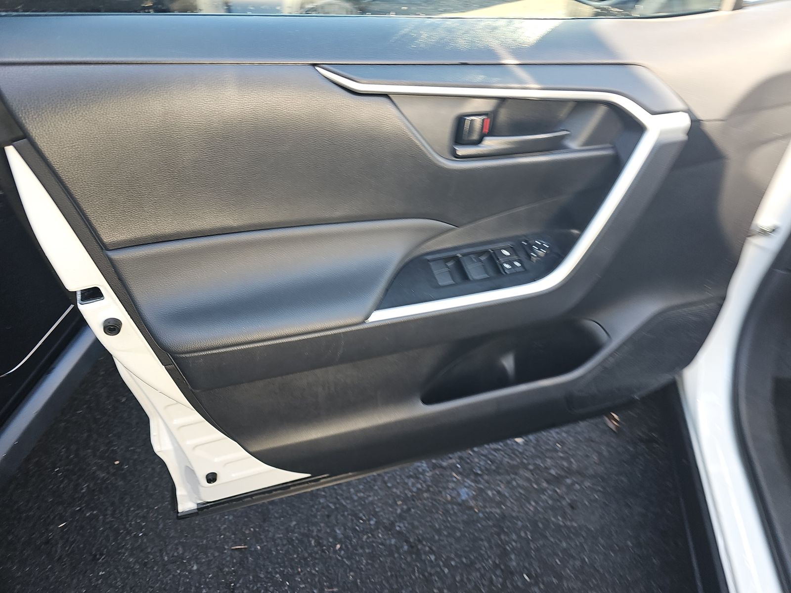 2025 Toyota RAV4 LE AWD