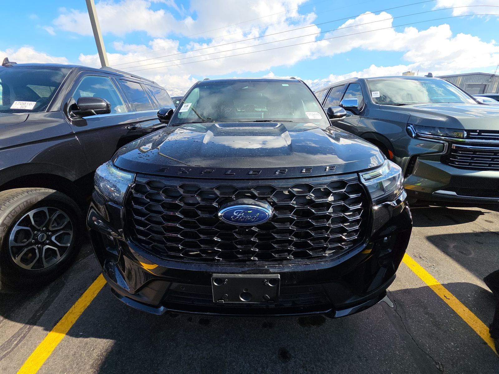 2025 Ford Explorer ST-Line AWD