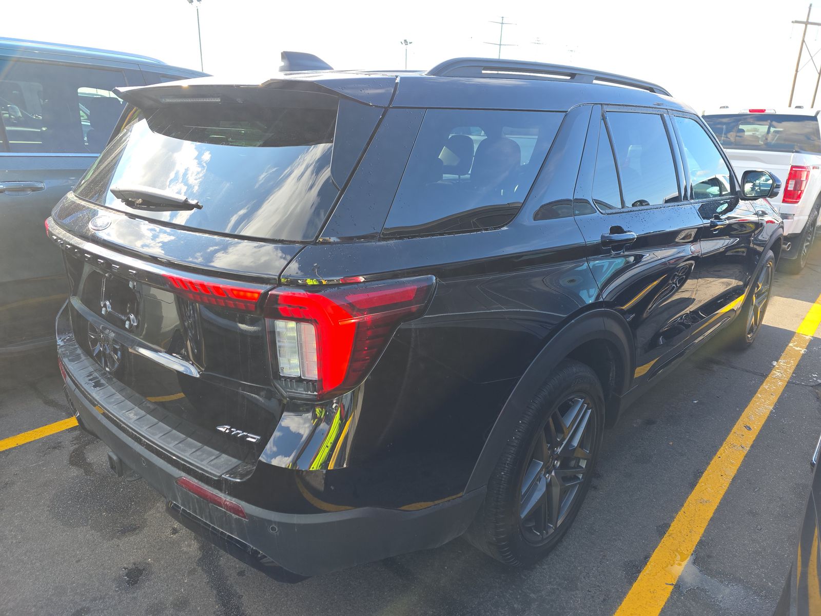 2025 Ford Explorer ST-Line AWD