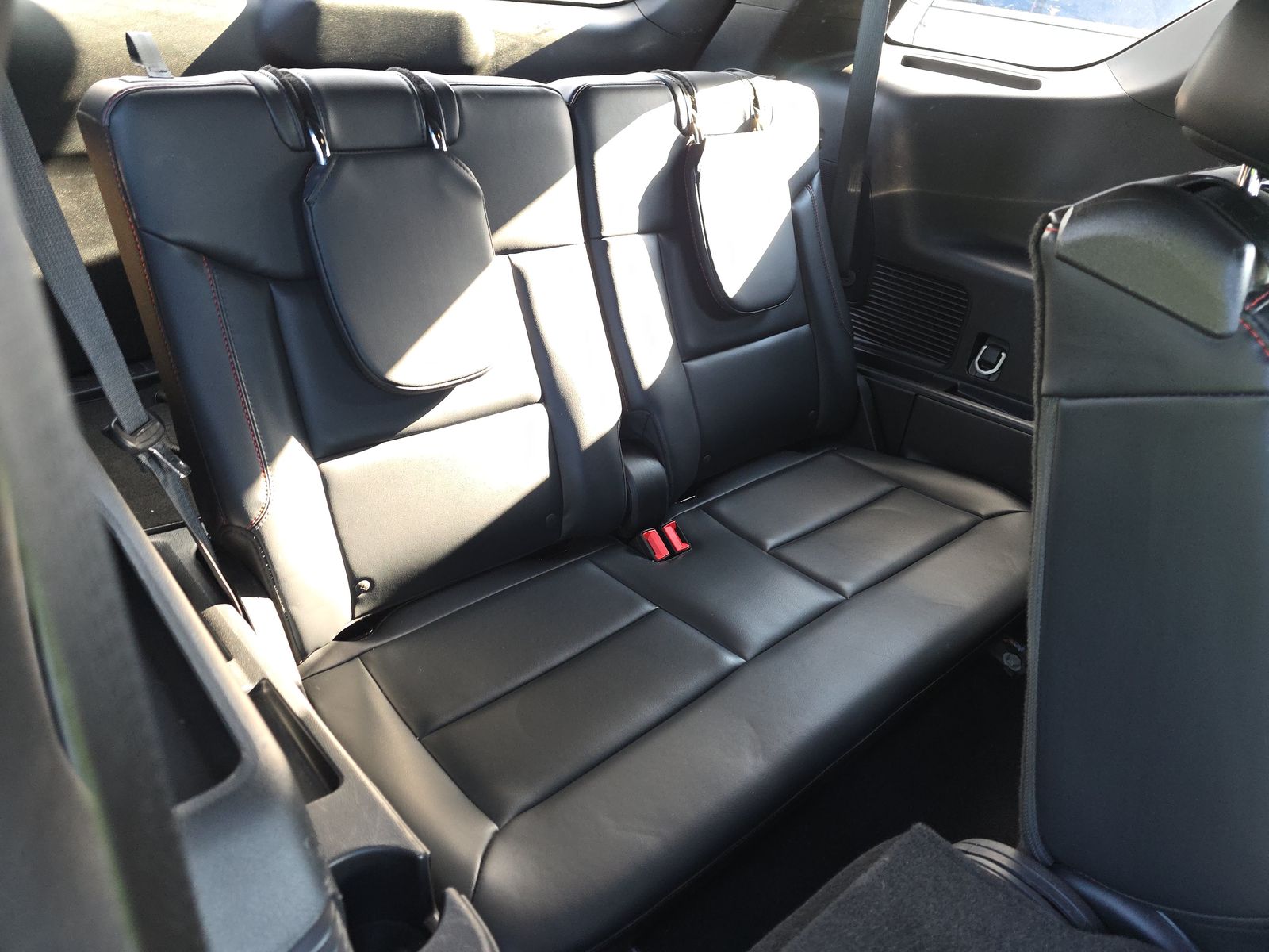 2025 Ford Explorer ST-Line AWD