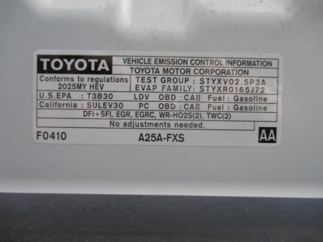 2025 Toyota Camry LE FWD