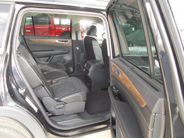 2025 Volkswagen Atlas 2.0T SE FWD