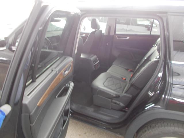 2025 Volkswagen Atlas 2.0T SE FWD