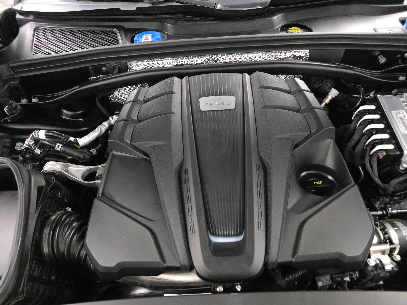 2024 Porsche Macan S AWD