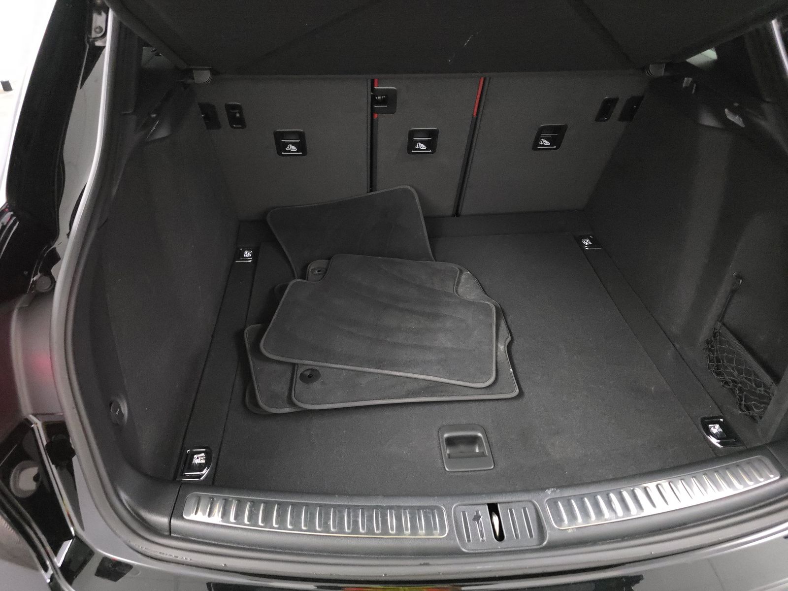 2024 Porsche Macan S AWD