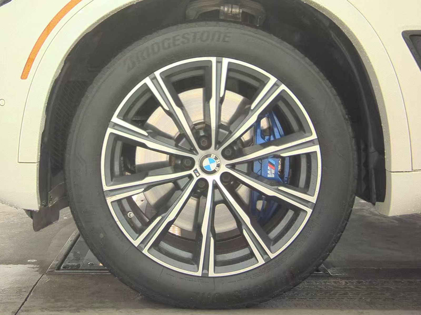 2020 BMW X5 xDrive40i AWD