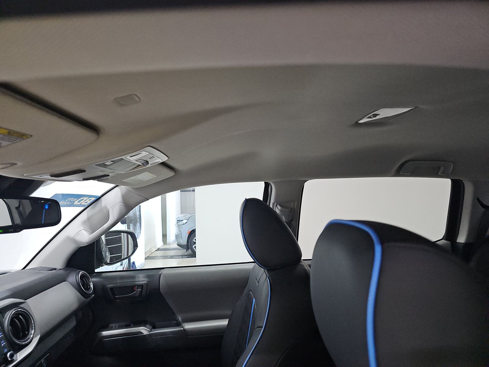 2022 Toyota Tacoma SR5 AWD