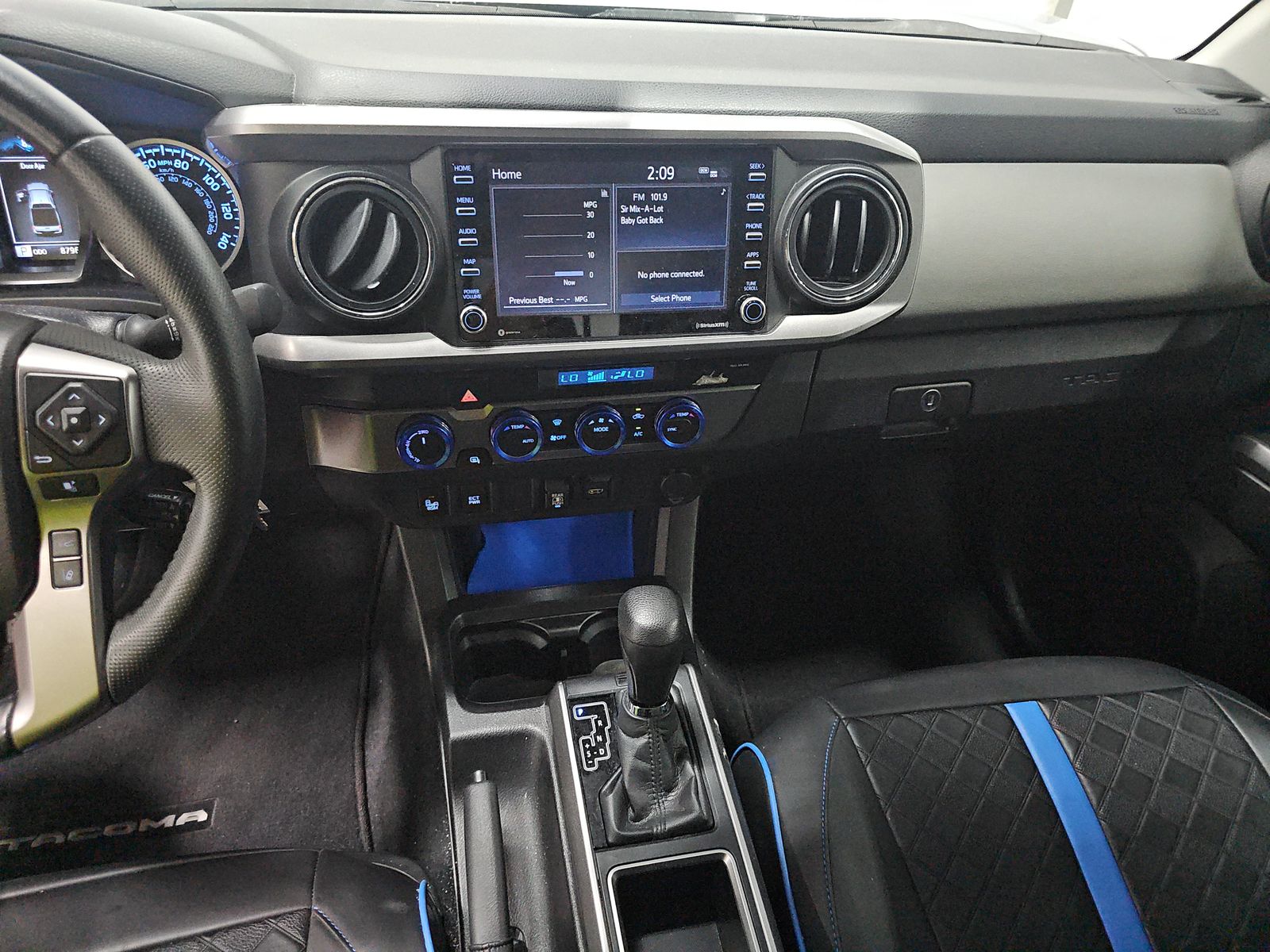 2022 Toyota Tacoma SR5 AWD