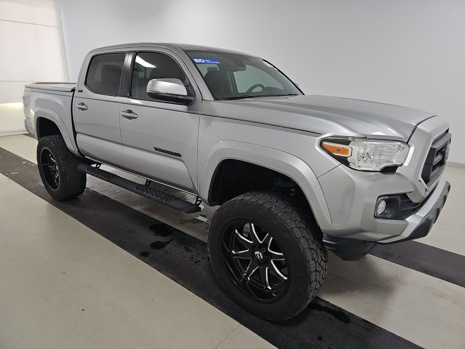 2022 Toyota Tacoma SR5 AWD