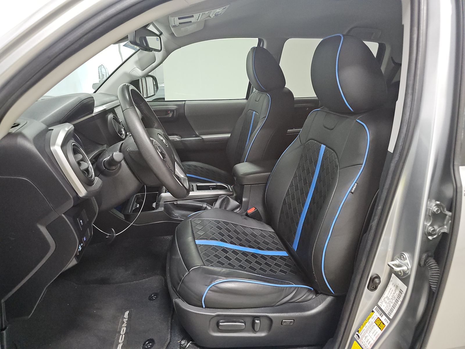 2022 Toyota Tacoma SR5 AWD