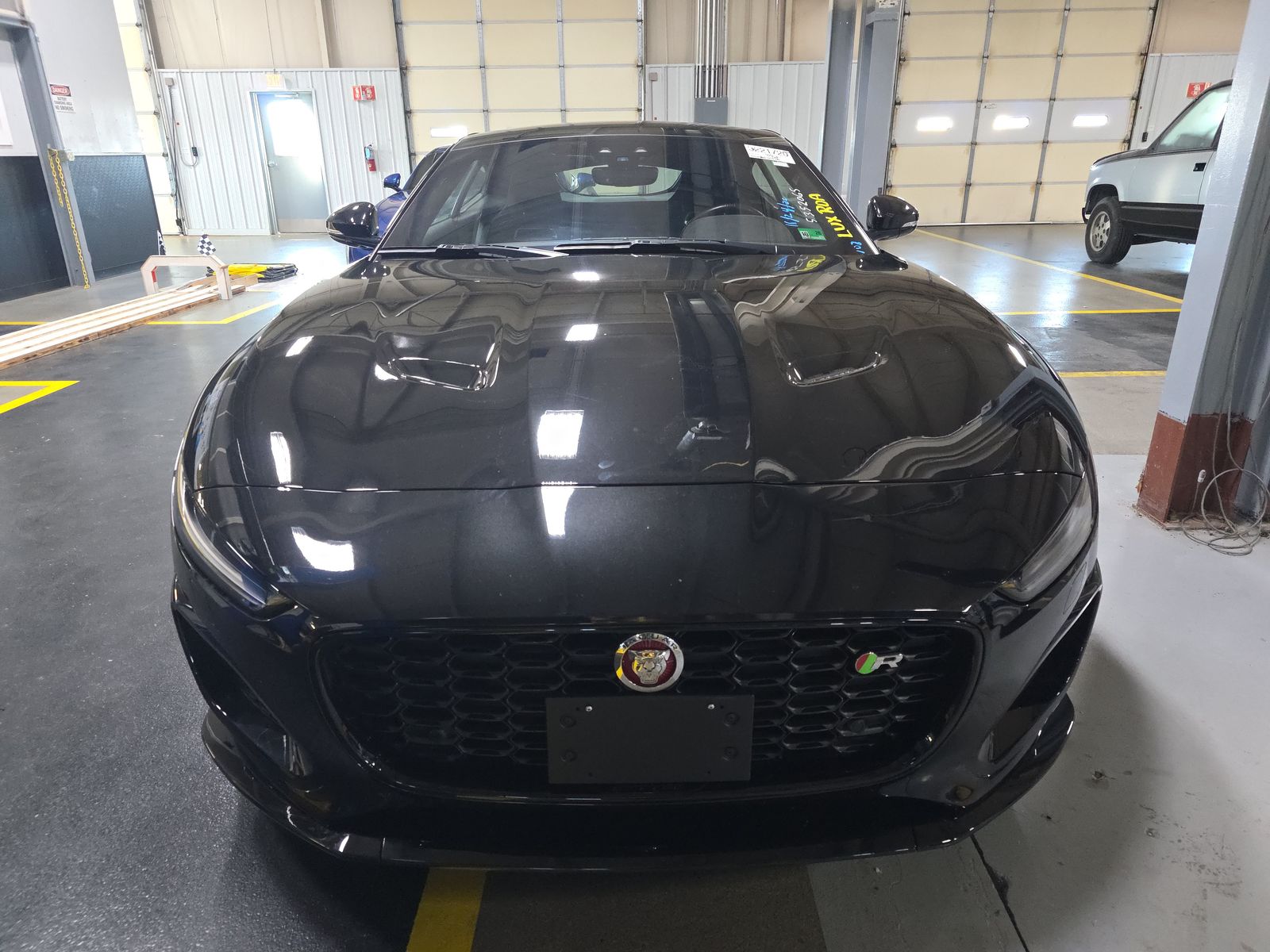 2022 Jaguar F-TYPE R AWD