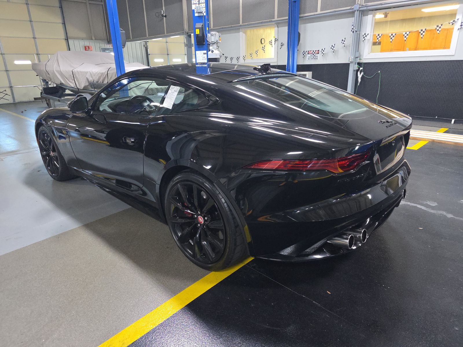 2022 Jaguar F-TYPE R AWD