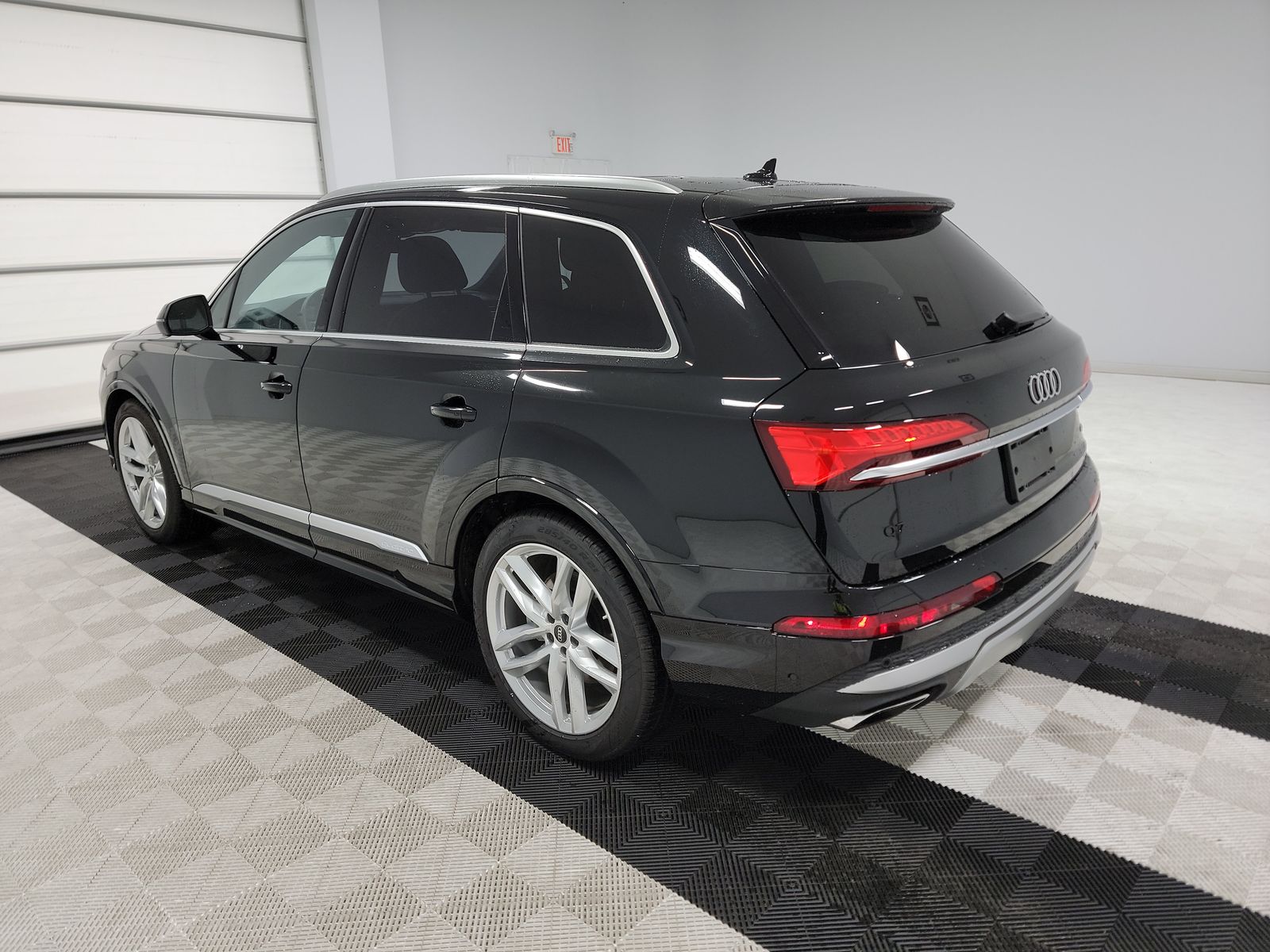 2025 Audi Q7 Premium Plus AWD