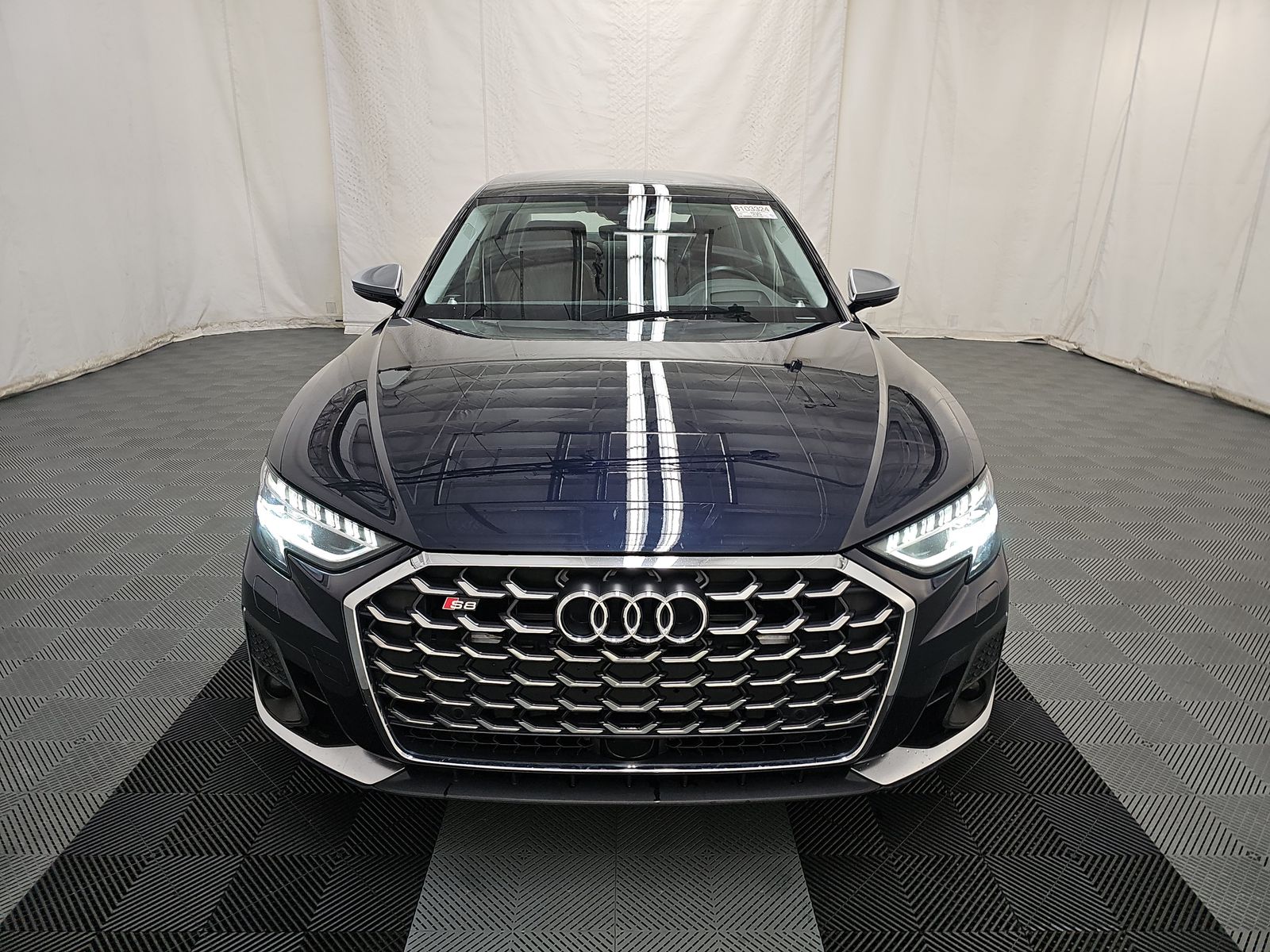 2022 Audi S8 Base AWD