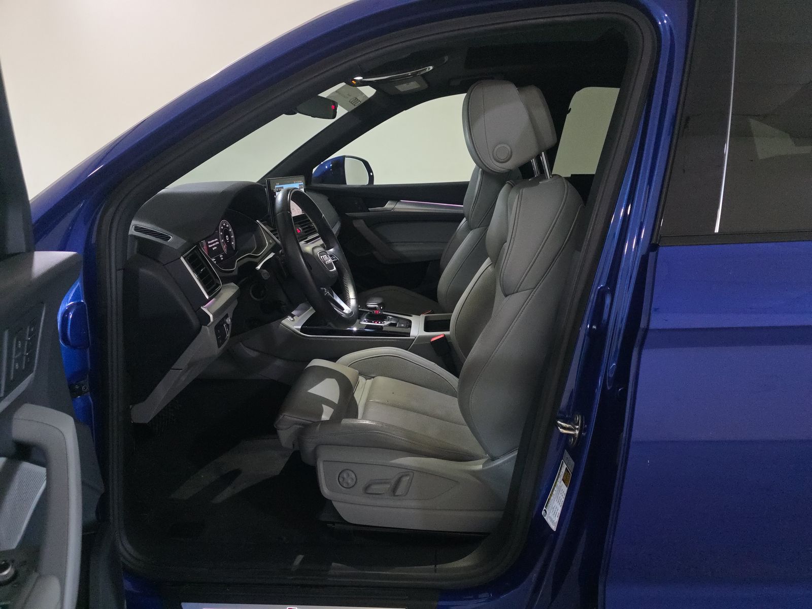 2022 Audi Q5 S line Prestige AWD