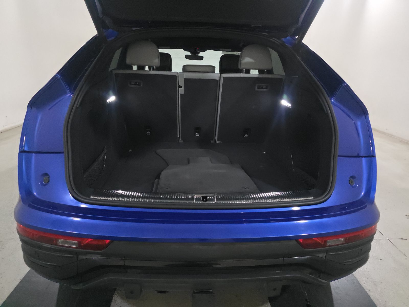 2022 Audi Q5 S line Prestige AWD