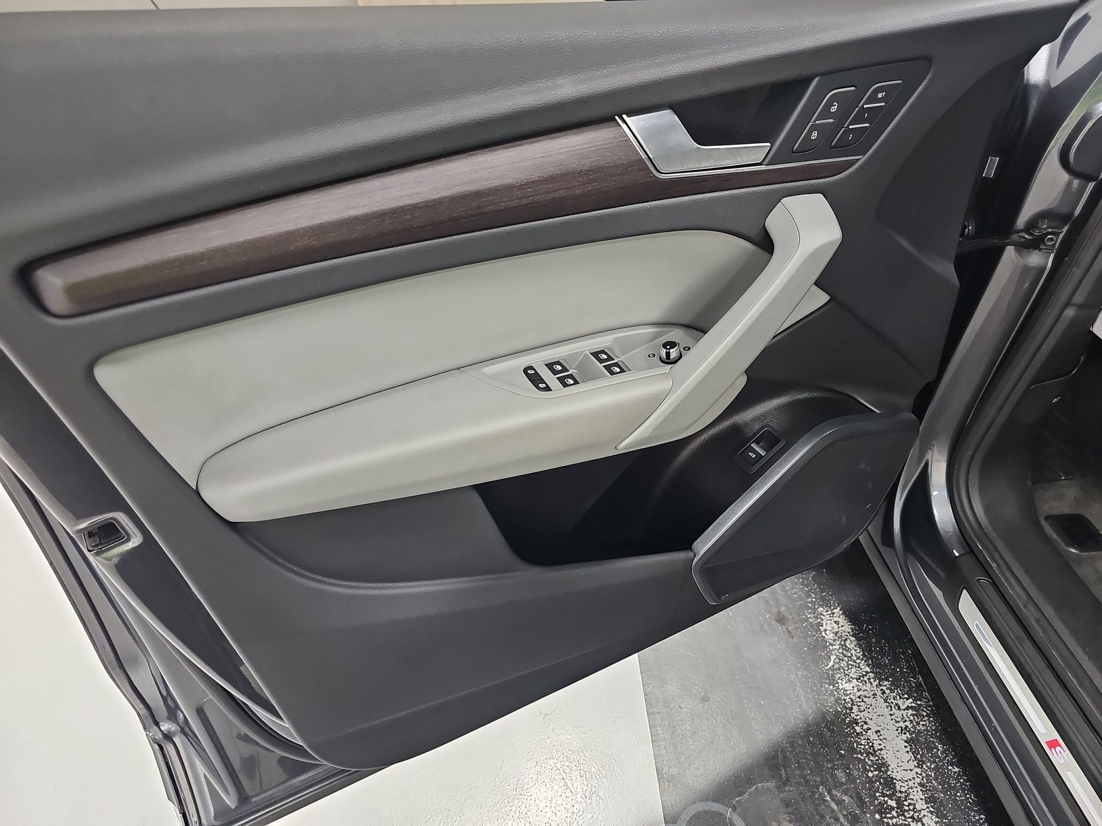 2022 Audi Q5 S line Premium AWD