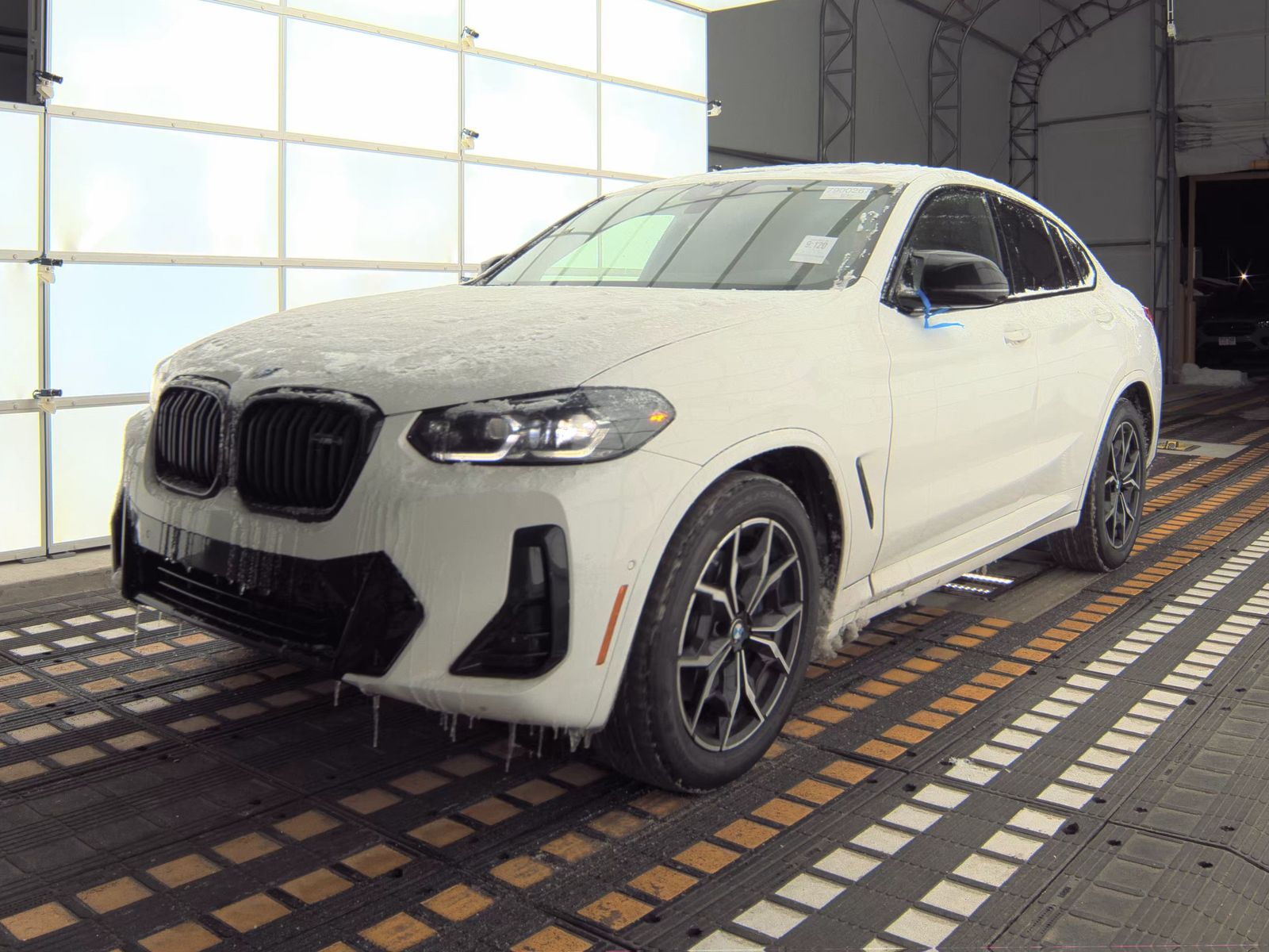 2024 BMW X4 M40i AWD